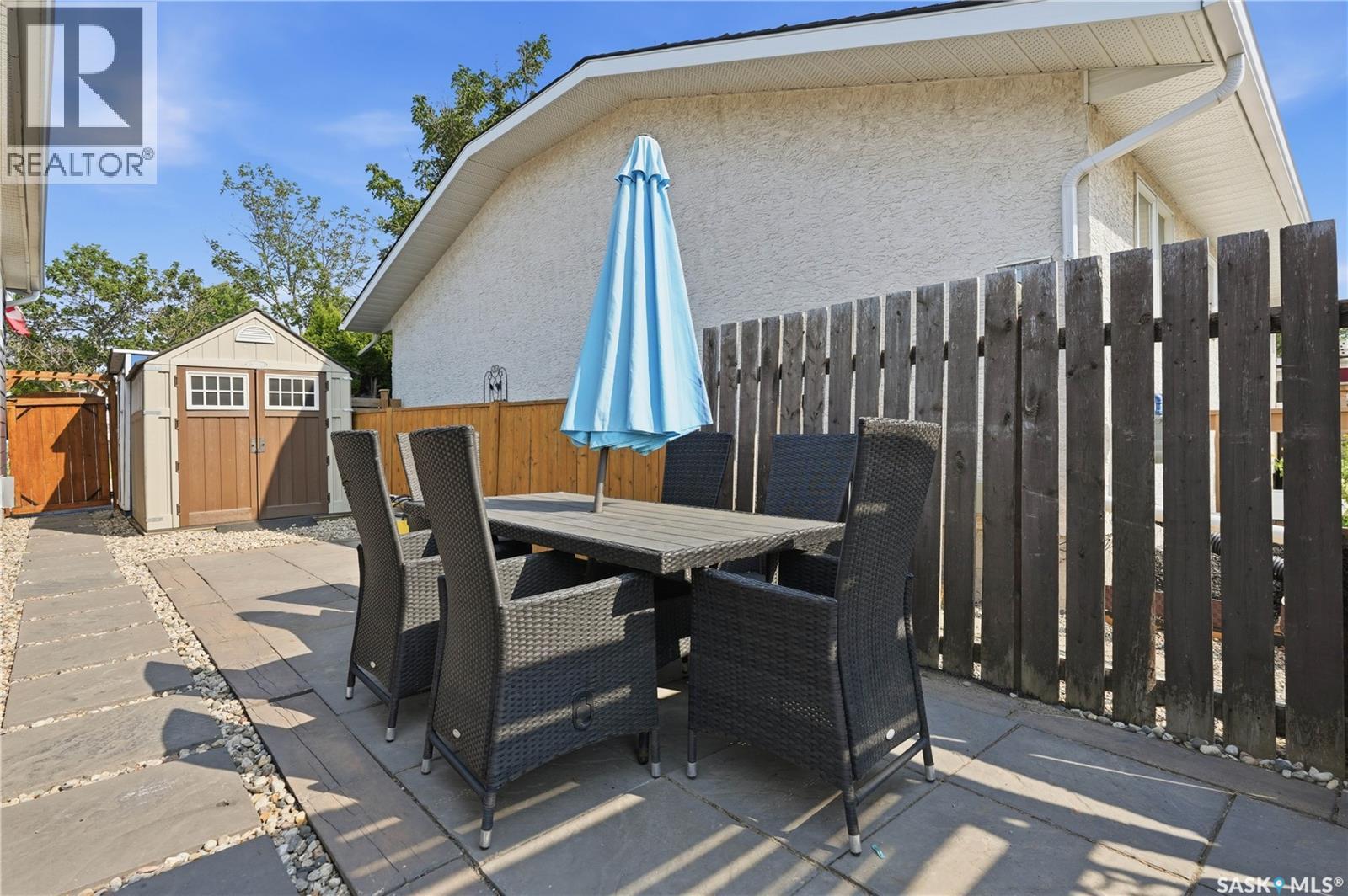 2520 Elliott Street, Regina, SK - Outdoor