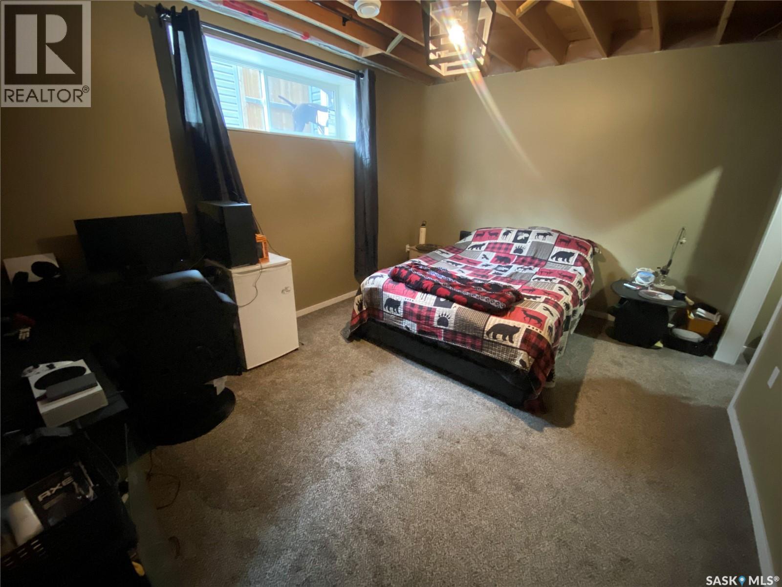 54 Madge Way, Yorkton, SK - Indoor Photo Showing Other Room