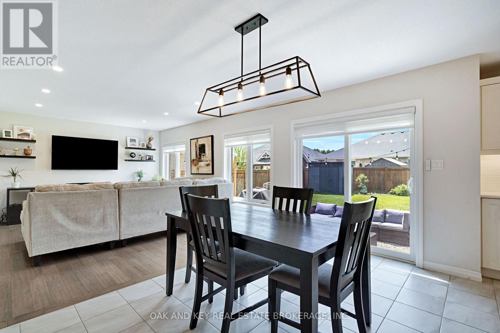 Open concept on main floor. - 48 Ambrosia Path, St. Thomas, ON - Indoor Photo Showing Dining Room