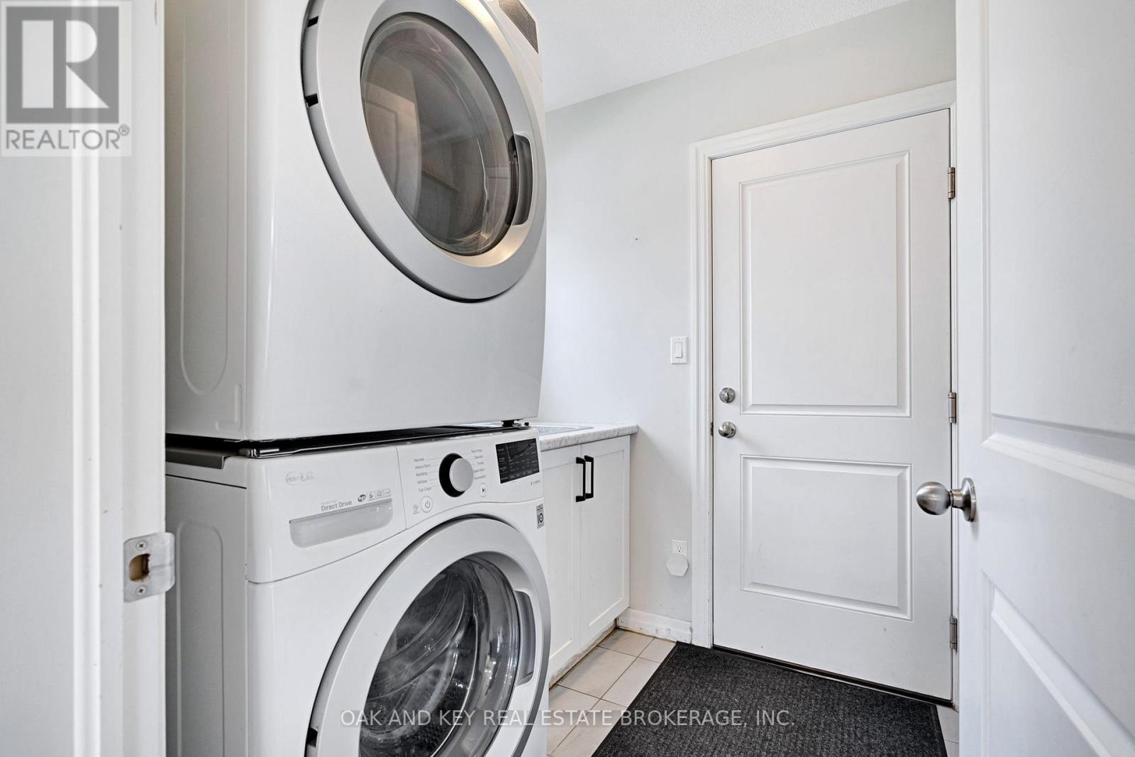 Laundry/mud room - main level. - 48 Ambrosia Path, St. Thomas, ON - Indoor Photo Showing Laundry Room