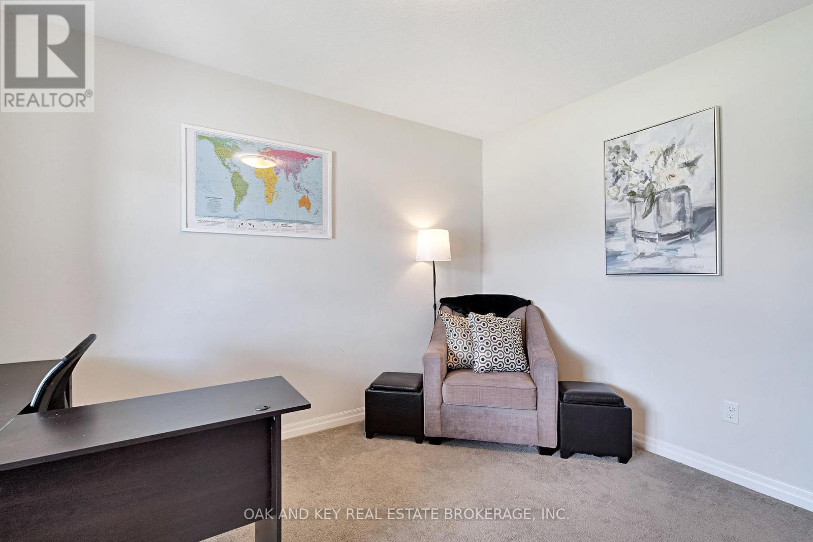 Bright main level office/den. - 48 Ambrosia Path, St. Thomas, ON - Indoor