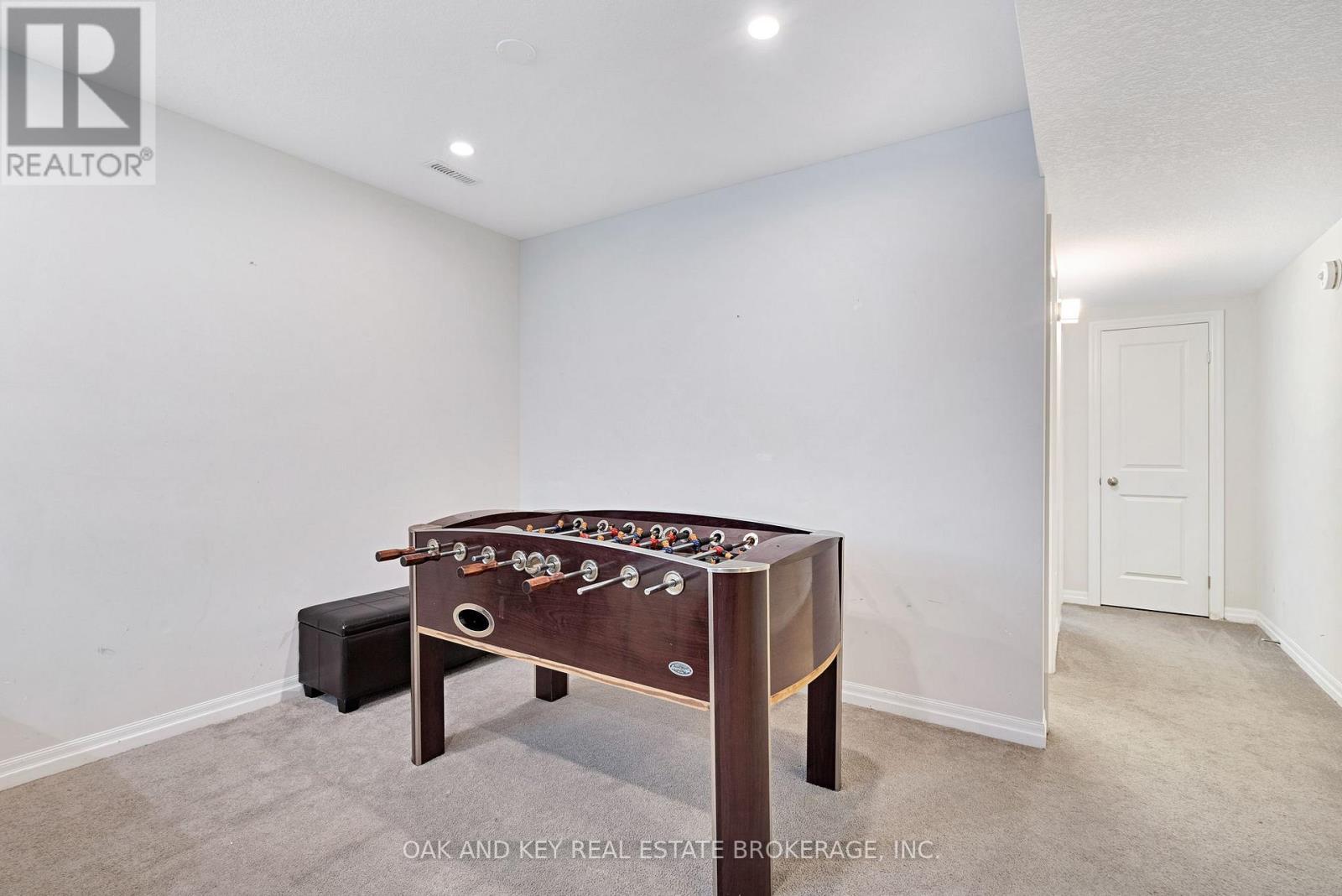 48 Ambrosia Path, St. Thomas, ON - Indoor Photo Showing Other Room