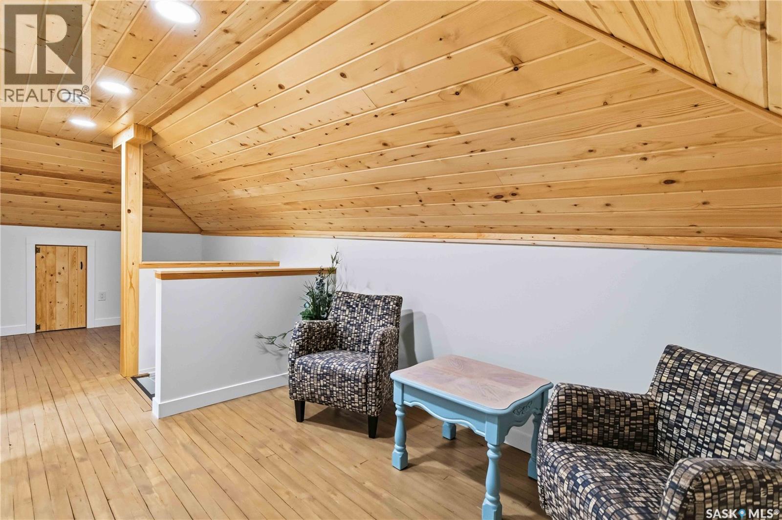501 Coner Heights, Barrier Lake, SK - Indoor