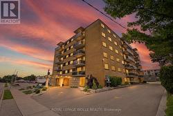 403 - 87 ST GEORGE STREET Brantford, ON N3R 1V5
