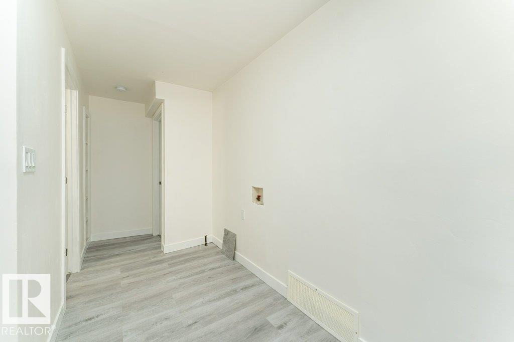 10712 103 St Nw, Edmonton, AB