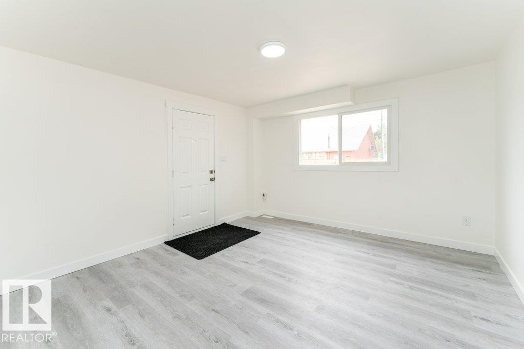10712 103 St Nw, Edmonton, AB