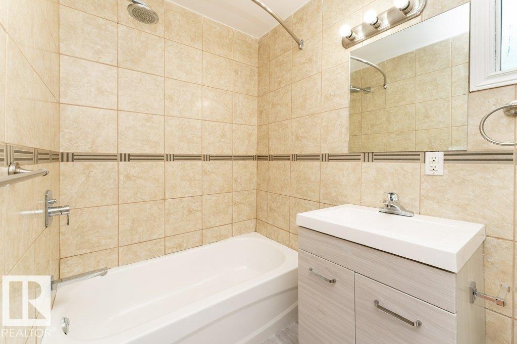 10712 103 St Nw, Edmonton, AB