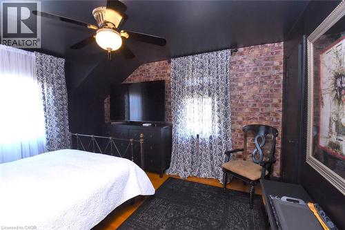 139 Garside Avenue S, Hamilton, ON - Indoor Photo Showing Bedroom