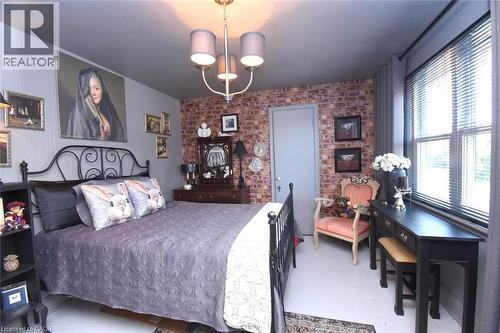 139 Garside Avenue S, Hamilton, ON - Indoor Photo Showing Bedroom