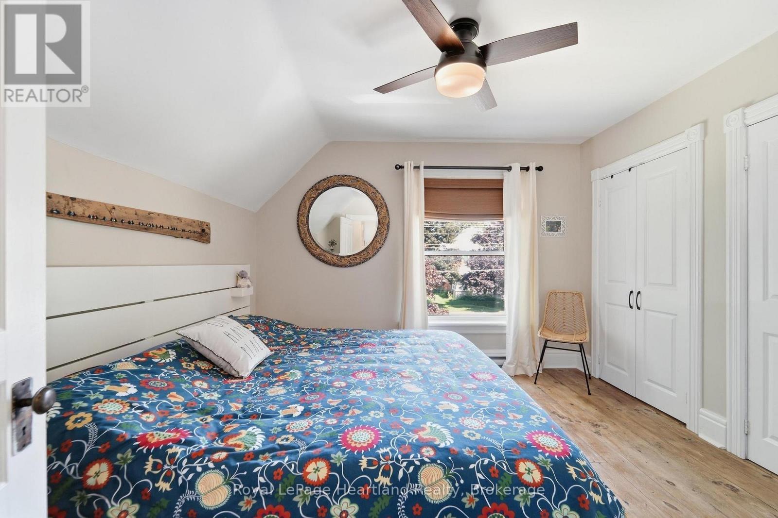 122 Nelson Street E, Goderich (Goderich (Town)), ON - Indoor Photo Showing Bedroom