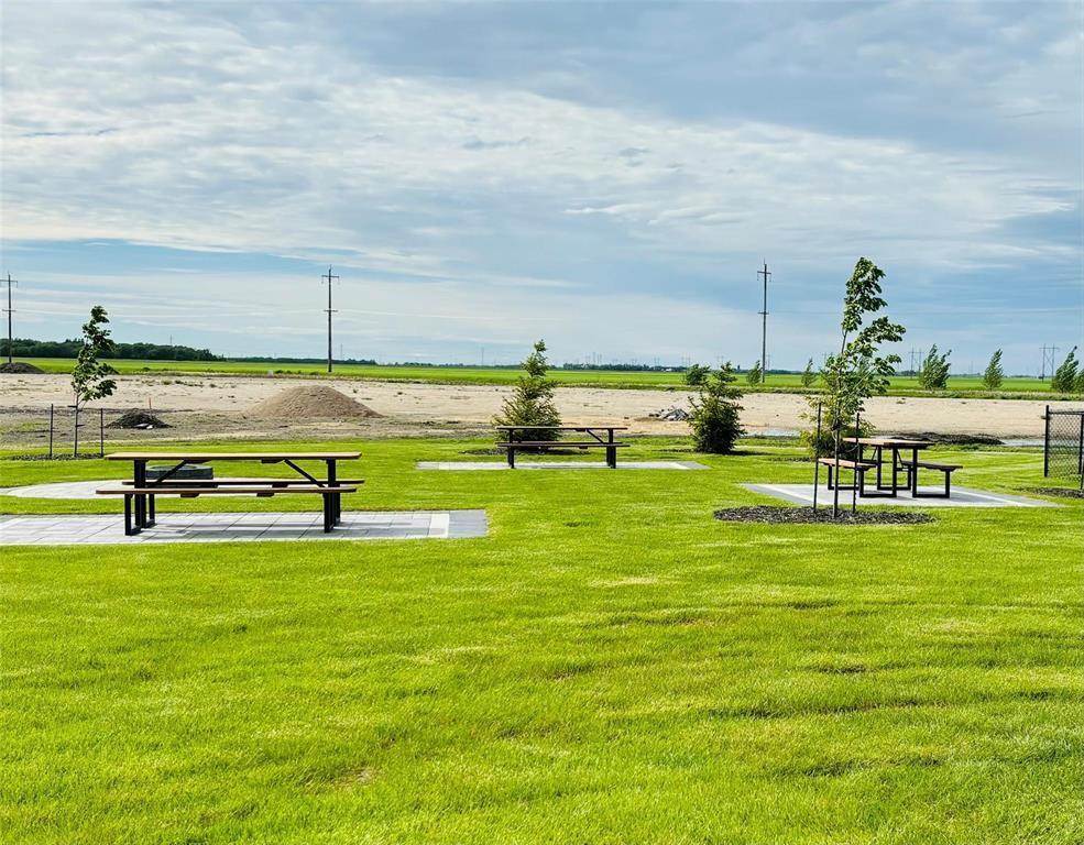 136 Prairie Oak Drive, Mitchell, MB - Outdoor With View