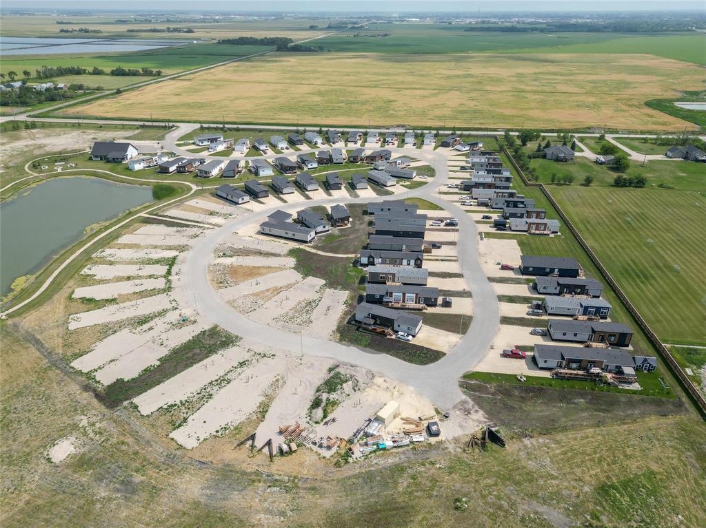 136 Prairie Oak Drive, Mitchell, MB - Outdoor With View