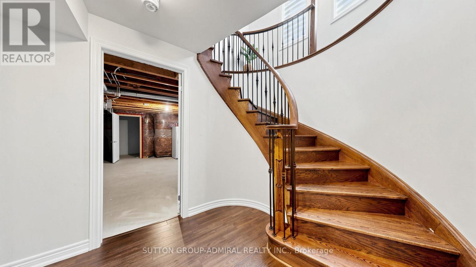 284 East'S Corners Boulevard, Vaughan, ON - Indoor Photo Showing Other Room