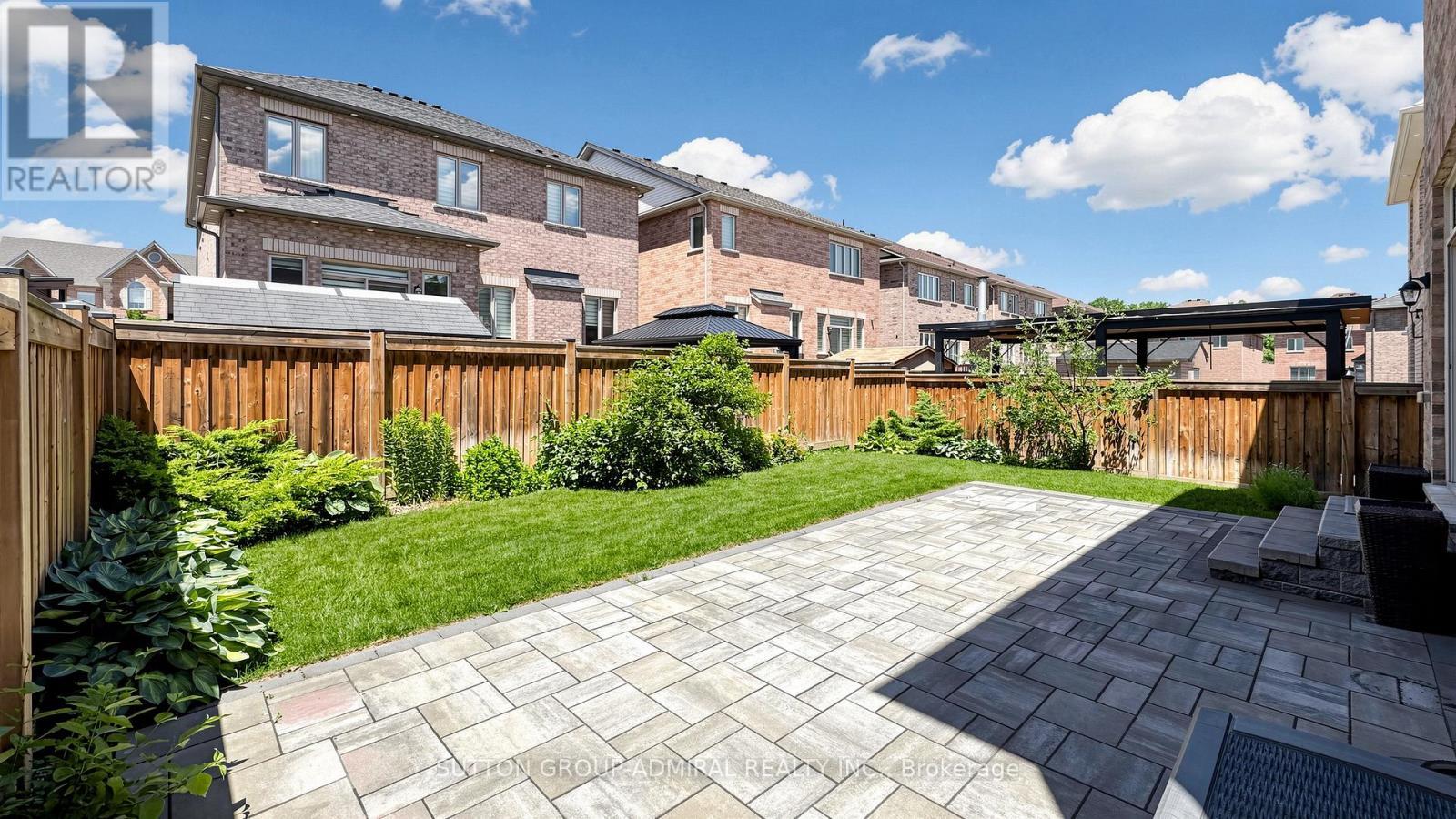284 East'S Corners Boulevard, Vaughan, ON - Outdoor