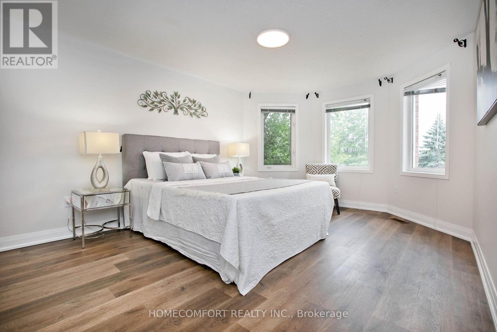 5813 Fieldon Road, Mississauga, ON - Indoor Photo Showing Bedroom
