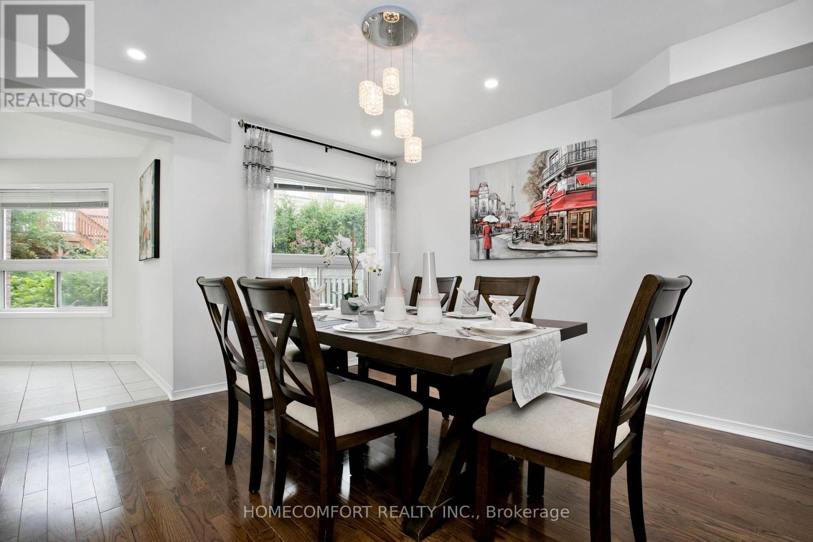5813 Fieldon Road, Mississauga, ON - Indoor Photo Showing Dining Room