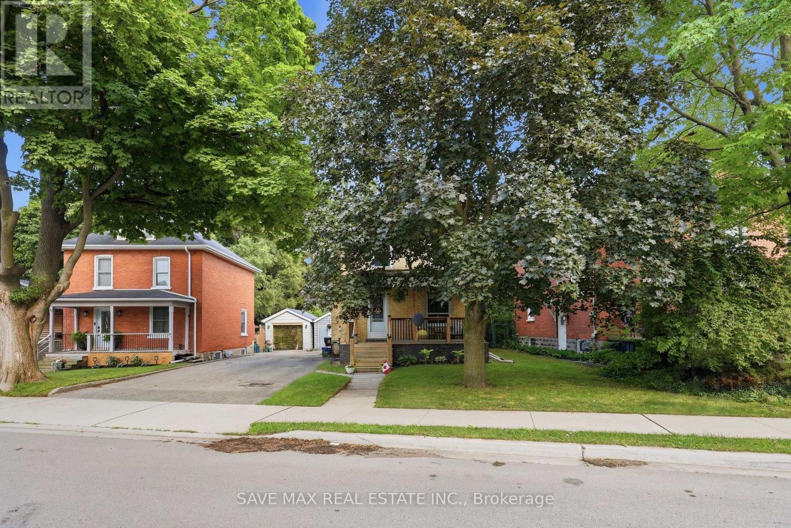347 Dover Street S, Cambridge, ON - Outdoor With Facade