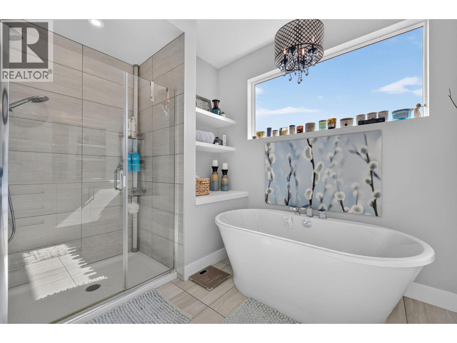 2359 Hawks Boulevard, West Kelowna, BC - Indoor Photo Showing Bathroom