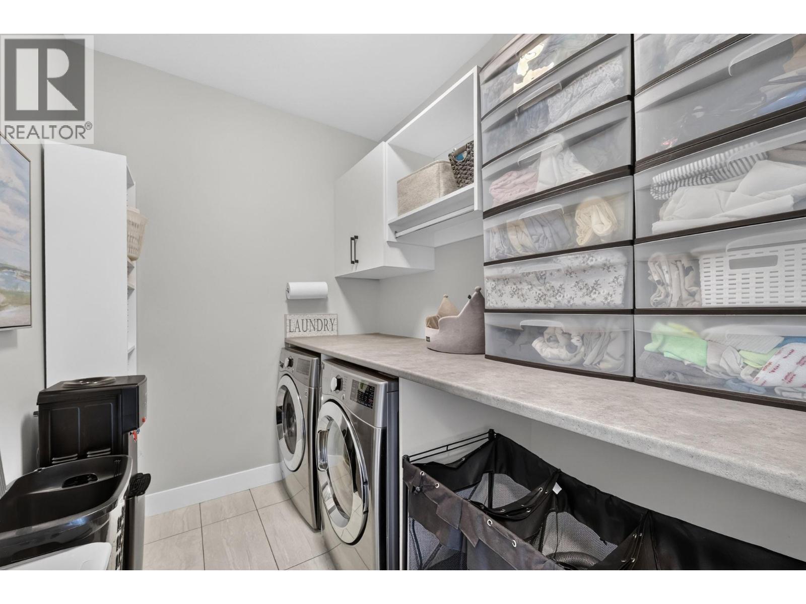 2359 Hawks Boulevard, West Kelowna, BC - Indoor Photo Showing Laundry Room