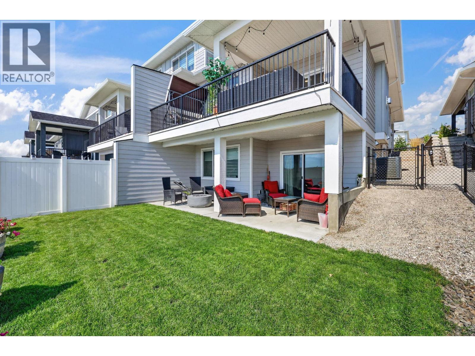 2359 Hawks Boulevard, West Kelowna, BC - Outdoor