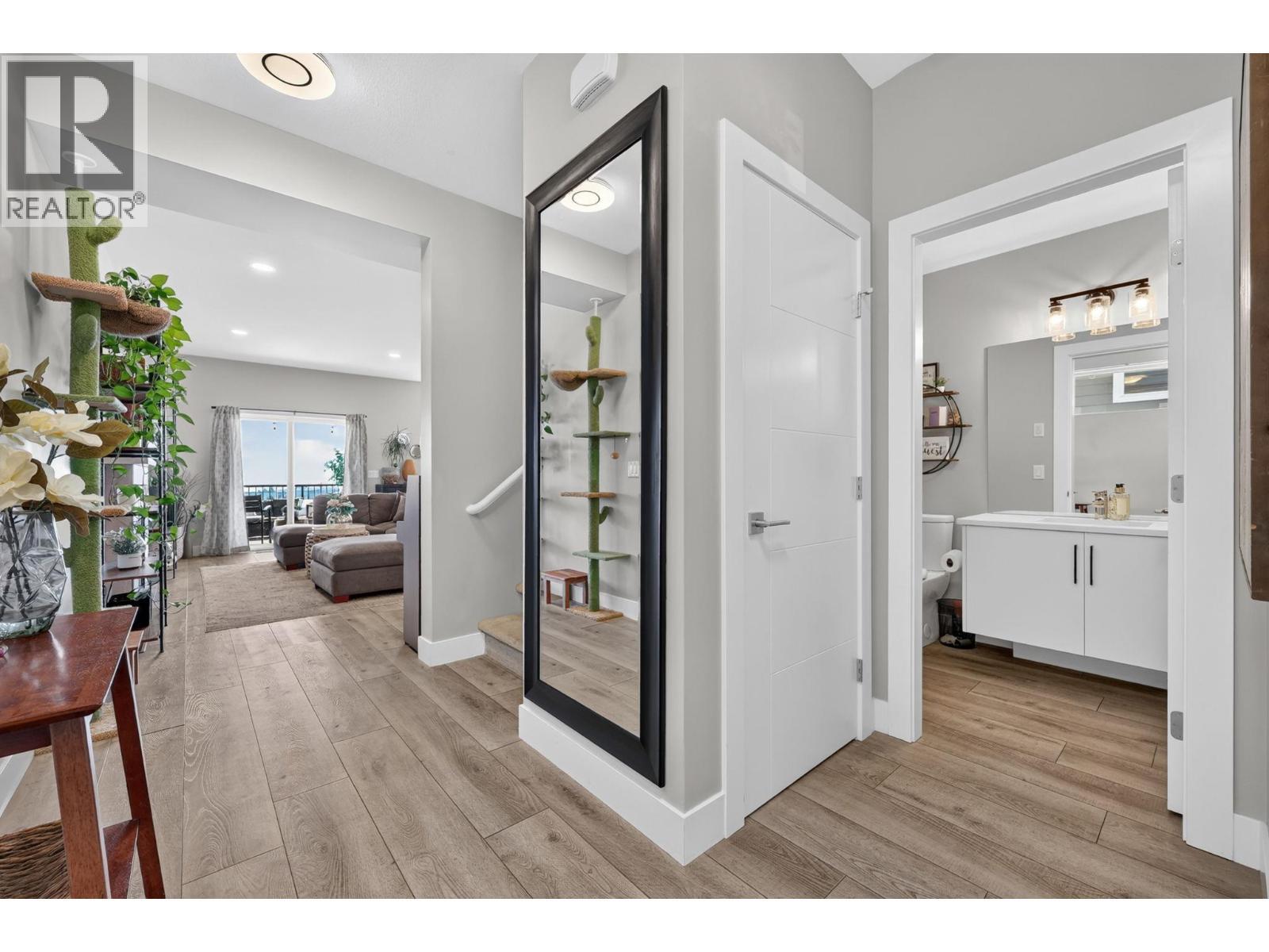 2359 Hawks Boulevard, West Kelowna, BC - Indoor Photo Showing Other Room