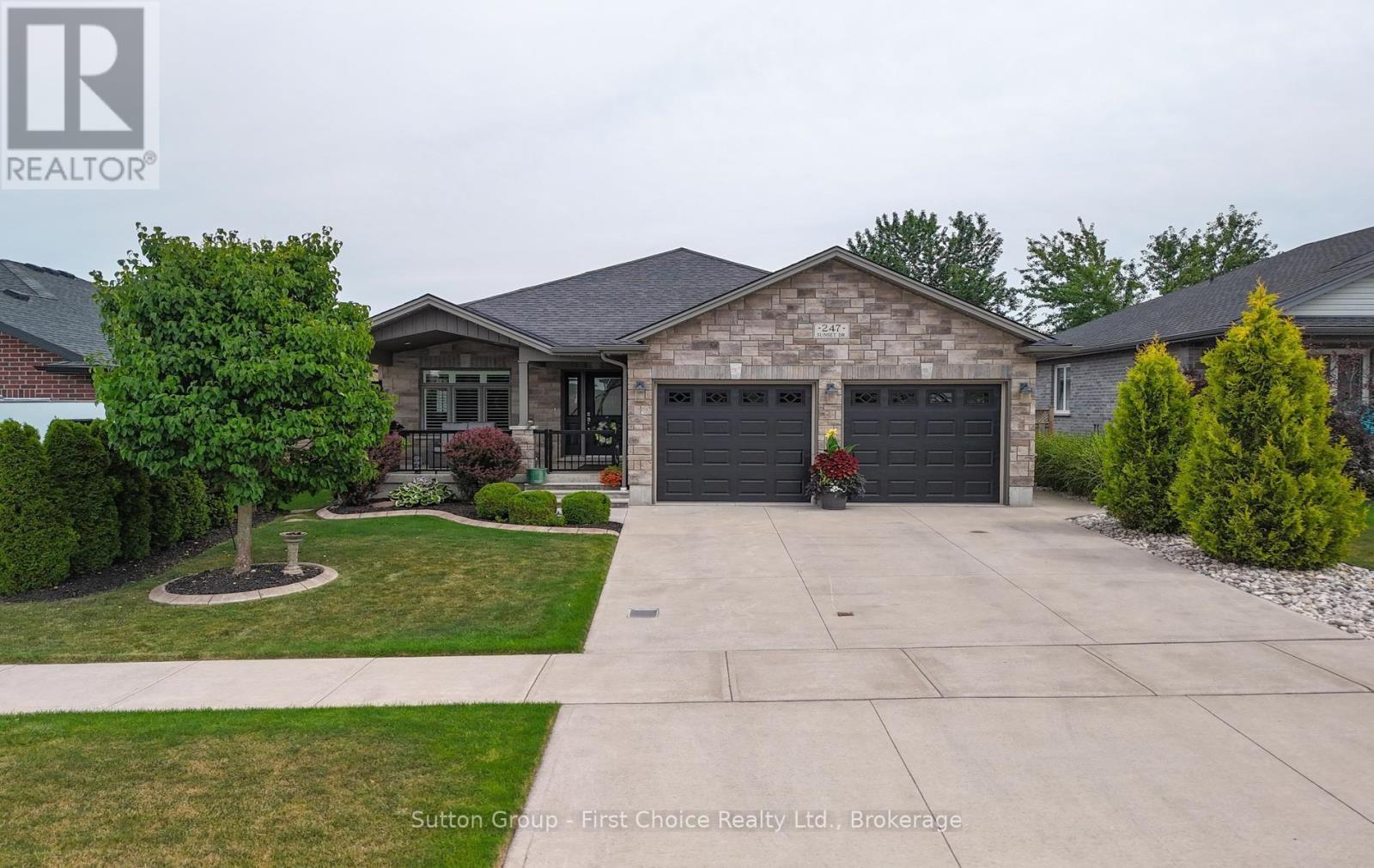 247 Sunset Drive, West Perth (Mitchell), ON - Outdoor With Facade