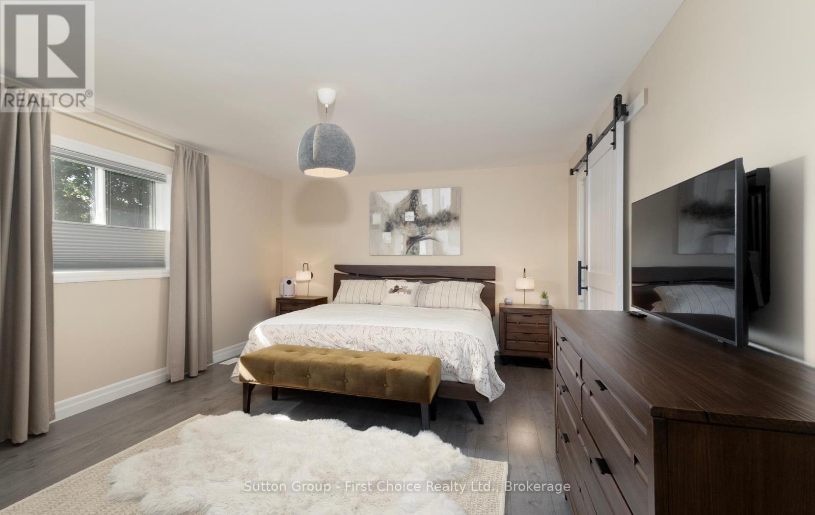 247 Sunset Drive, West Perth (Mitchell), ON - Indoor Photo Showing Bedroom