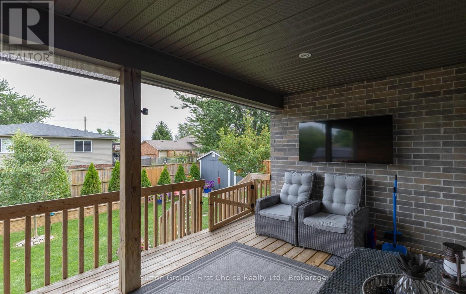 247 Sunset Drive, West Perth (Mitchell), ON - Outdoor With Deck Patio Veranda With Exterior