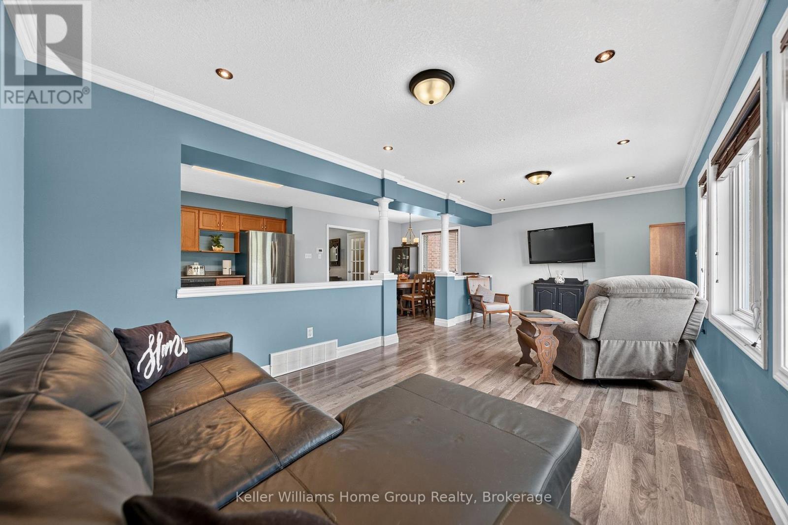 479 Doon S Drive E, Kitchener, ON - Indoor Photo Showing Other Room