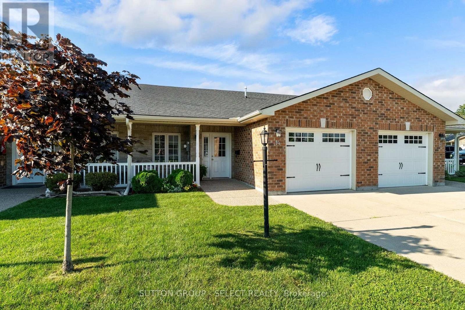 14 Devon Drive, South Huron (Exeter), ON - Outdoor With Deck Patio Veranda