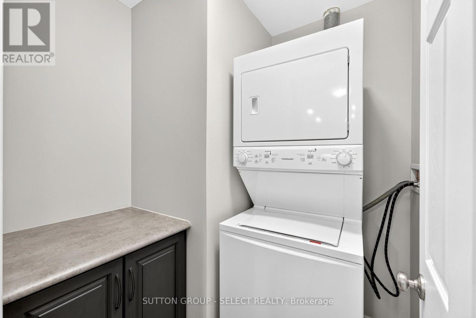 14 Devon Drive, South Huron (Exeter), ON - Indoor Photo Showing Laundry Room