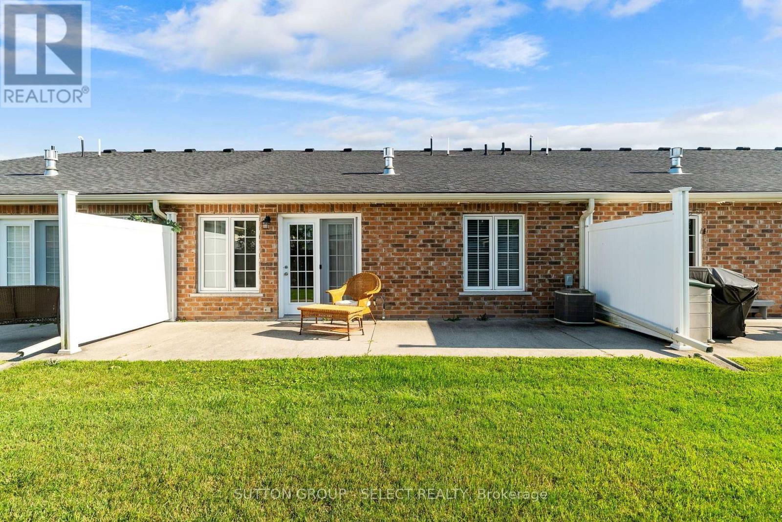 14 Devon Drive, South Huron (Exeter), ON - Outdoor