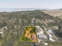 1715 Scales Creek Rd Comox, BC V9M 4B9