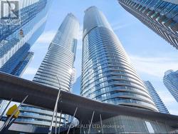 3101 - 12 YORK STREET Toronto, ON M5J 0A9