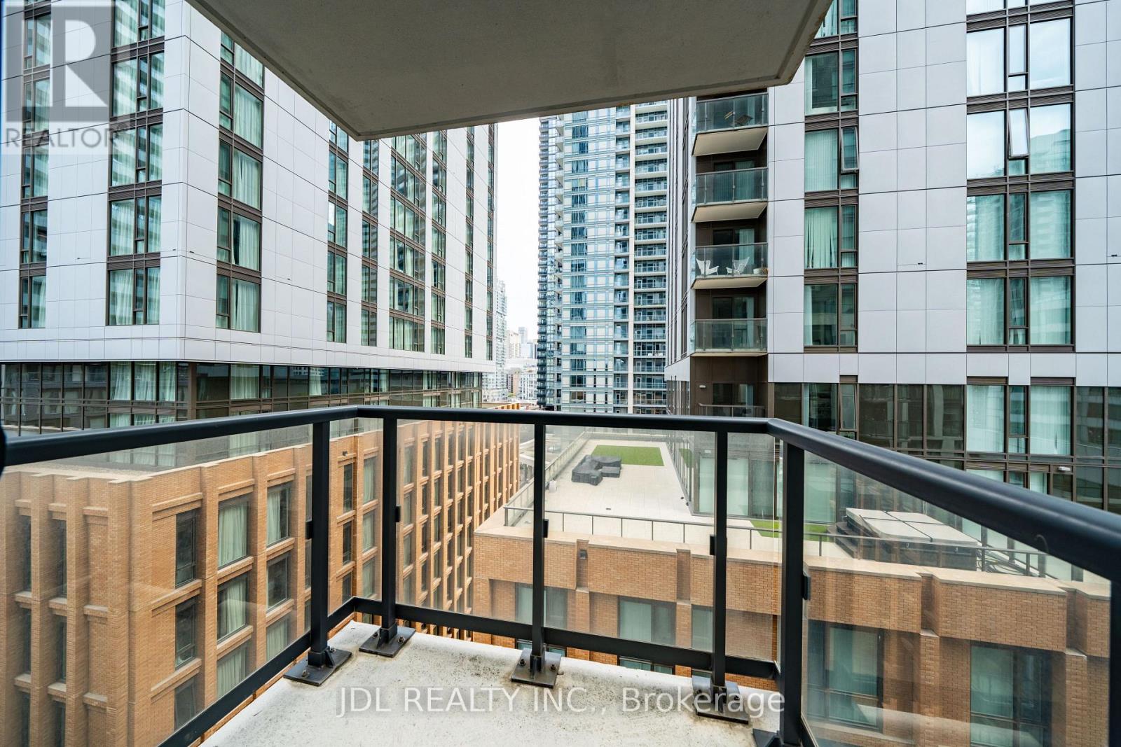 1411 - 87 Peter Street, Toronto, ON - Outdoor