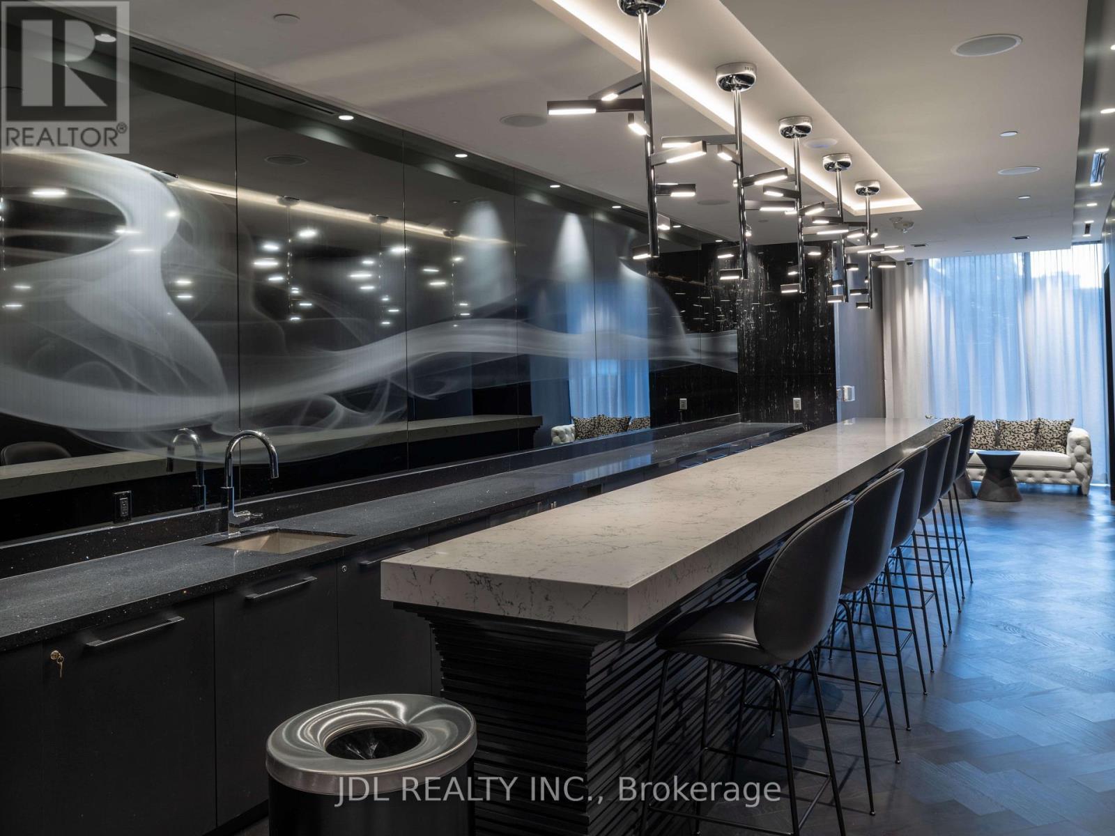 1411 - 87 Peter Street, Toronto, ON - Indoor