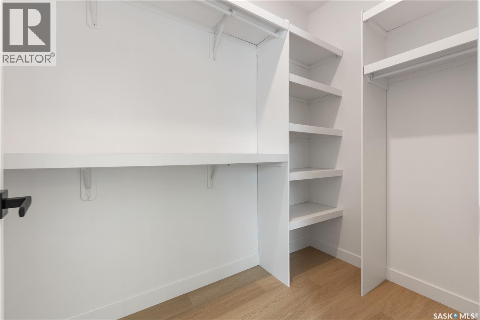 655 Underhill Road, Saskatoon, SK - Indoor With Storage