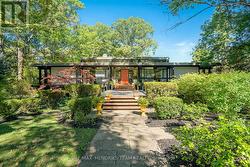 15 WOOD DALE DRIVE St. Catharines (Glendale/Glenridge), ON L2T 1Y9