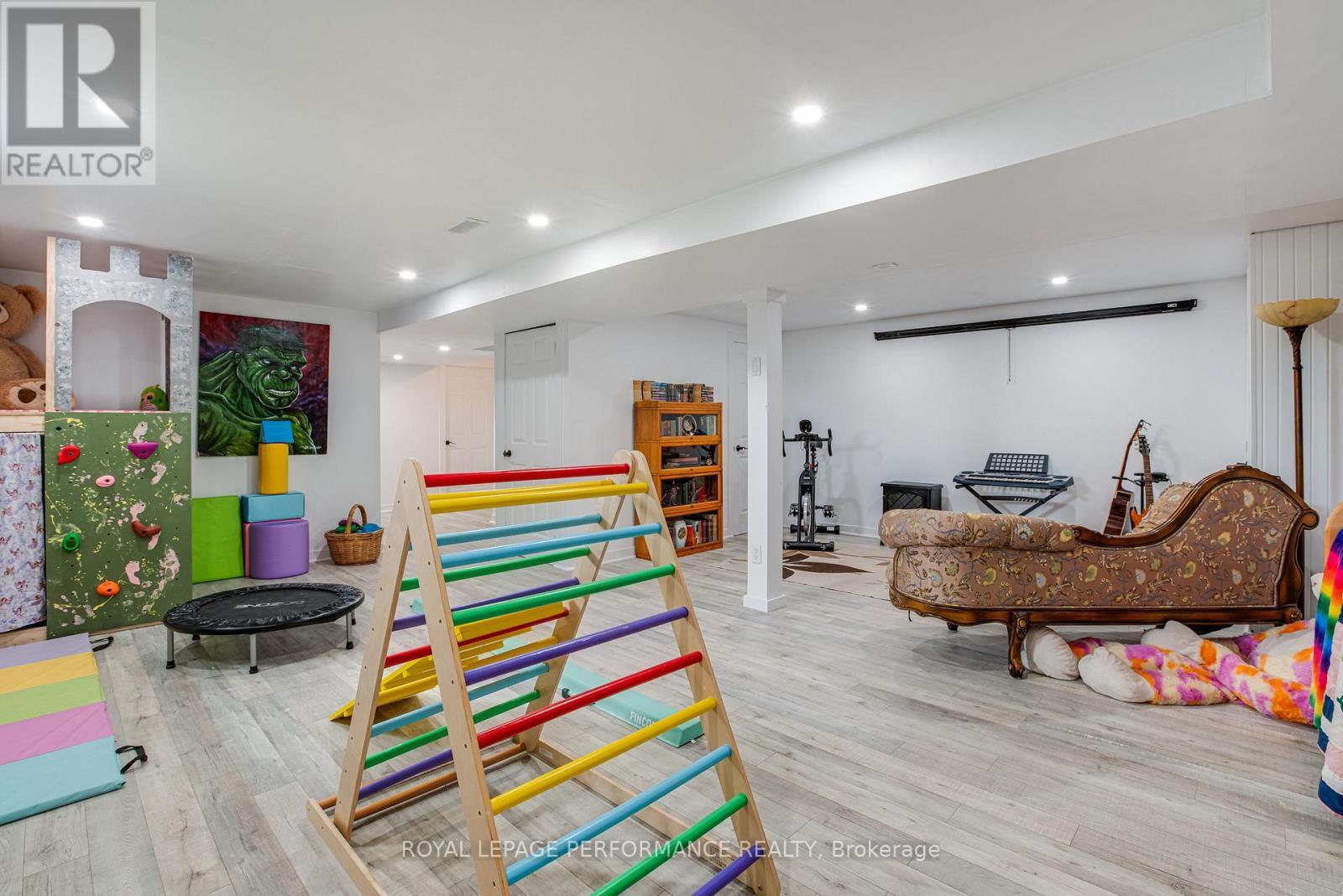 1890 Cassburn Road, Champlain, ON - Indoor