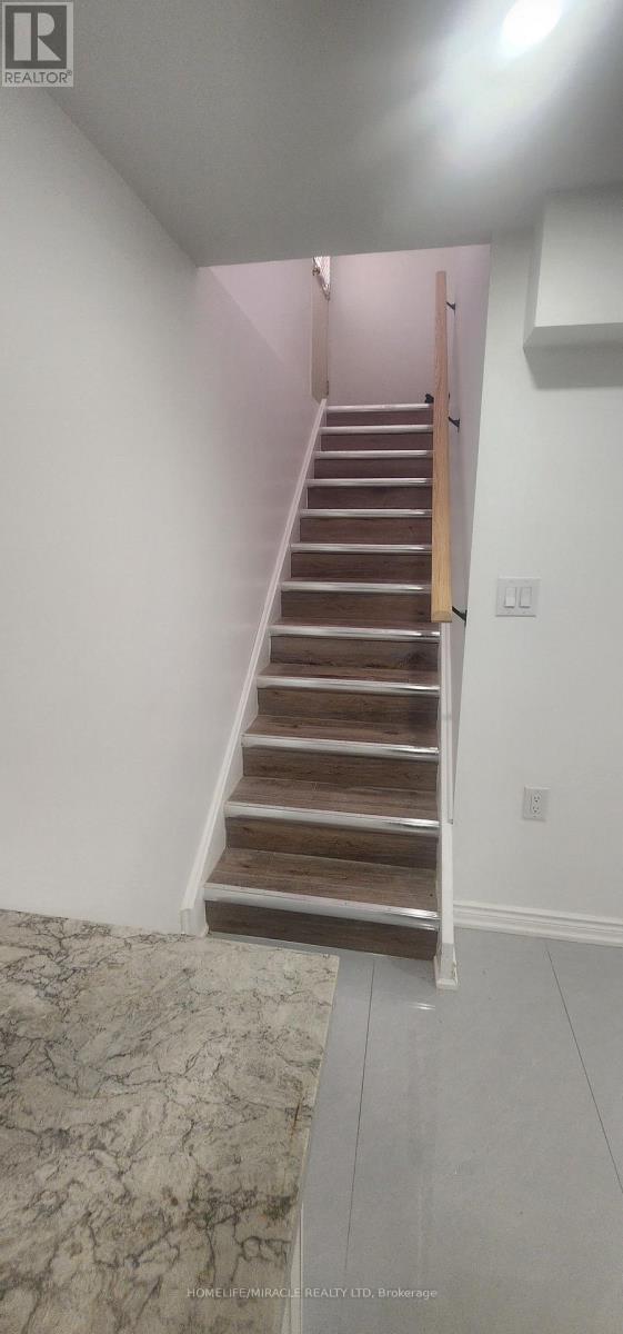 1574 Highbrook Avenue, Mississauga, ON - Indoor Photo Showing Other Room