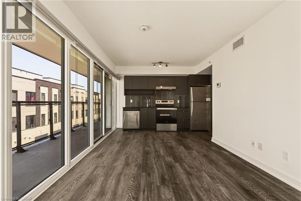 1119 Cooke Boulevard Unit# B323, Burlington, ON - Indoor