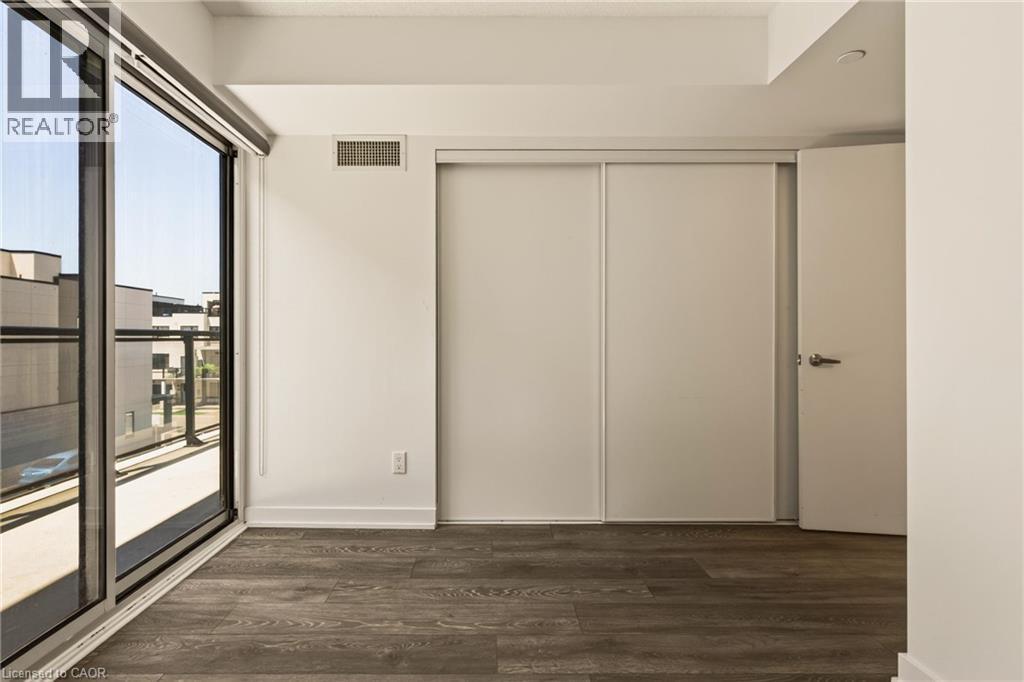 1119 Cooke Boulevard Unit# B323, Burlington, ON - Indoor Photo Showing Other Room
