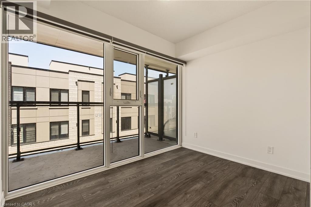 1119 Cooke Boulevard Unit# B323, Burlington, ON - Indoor Photo Showing Other Room