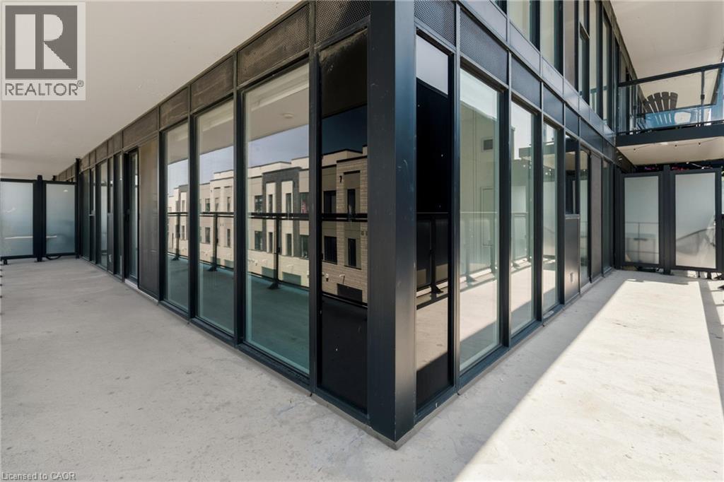Wrap Around Balcony - 1119 Cooke Boulevard Unit# B323, Burlington, ON - Outdoor With Balcony With Exterior