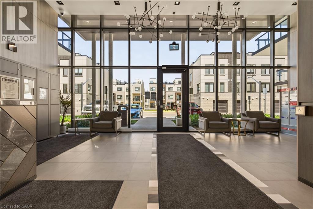 1119 Cooke Boulevard Unit# B323, Burlington, ON - Indoor