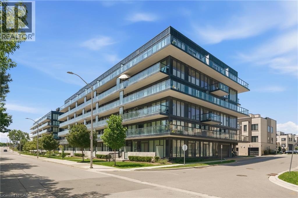 1119 Cooke Boulevard Unit# B323, Burlington, ON - Outdoor With Balcony