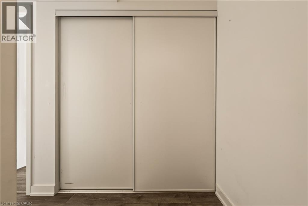 1119 Cooke Boulevard Unit# B323, Burlington, ON - Indoor Photo Showing Other Room