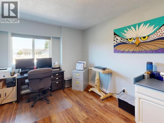 3786 Quadra Ave, Powell River, BC - Indoor Photo Showing Office