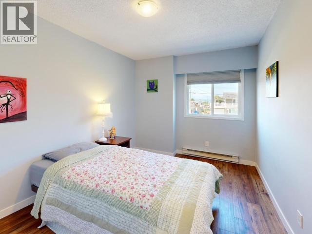 3786 Quadra Ave, Powell River, BC - Indoor Photo Showing Bedroom