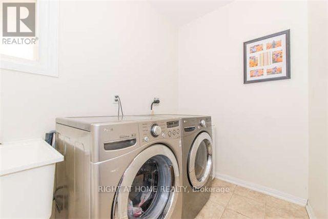 780 Ormond Drive, Oshawa, ON - Indoor Photo Showing Laundry Room